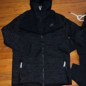 nike mens tech suit